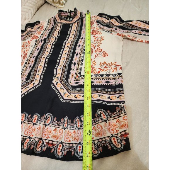 Vici Floral Bohemian Style Top Size XL - Picture 3 of 9